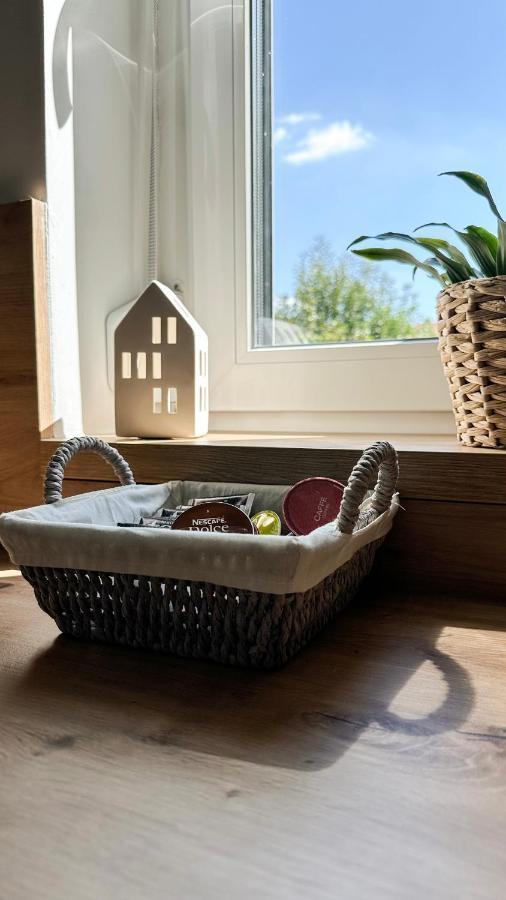 Linden Apartman 002 - Adults Only Mosonmagyarovar Luaran gambar